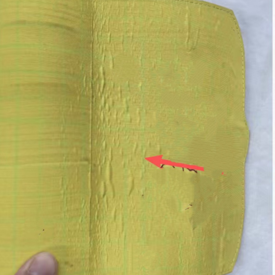 creases in the lid