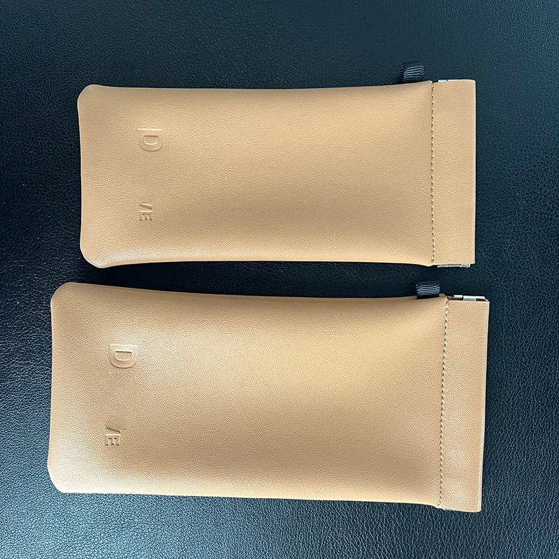 eyewear pouch1