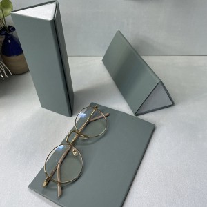 Triangle display folding eyewear case