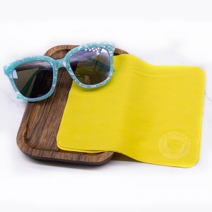 Manufactur standard China Glasses Wiping Rag Microfiber Cleaning Cloth Window Glass Microfiber Cloth Supplier