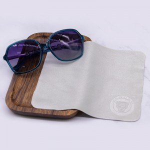 Manufactur standard China Glasses Wiping Rag Microfiber Cleaning Cloth Window Glass Microfiber Cloth Supplier