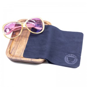 Manufactur standard China Glasses Wiping Rag Microfiber Cleaning Cloth Window Glass Microfiber Cloth Supplier