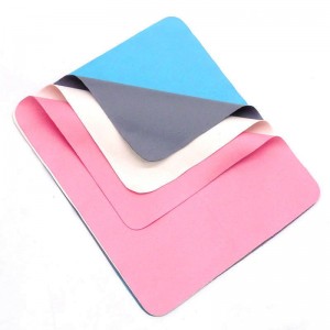 A-407 Factory customized Microfiber environment-friendly plastic bottle glasses cleaning cloth